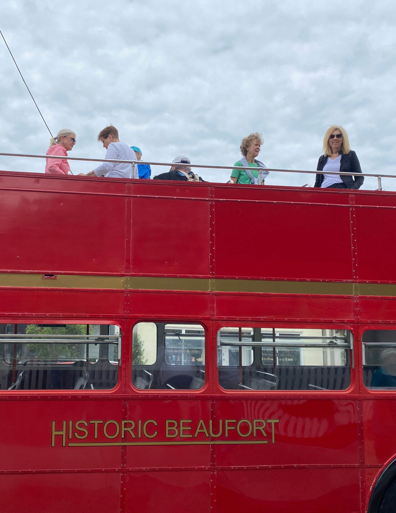 bus tour lynne.jpg